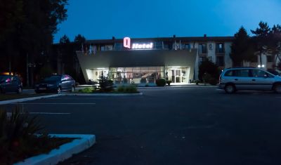 Imagine pentru Q Hotel 3*  valabile pentru Litoral 2025