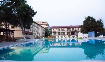 Imagine pentru Q Hotel 3*  valabile pentru Litoral 2025