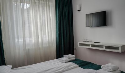 Imagine pentru Hotel Cirus 3* valabile pentru Munte 2025