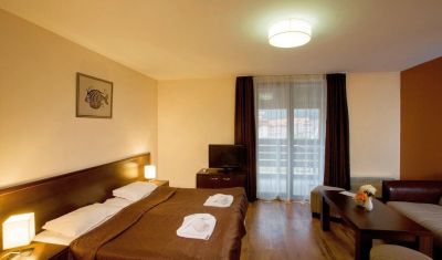 Imagine pentru Aparthotel Casa Karina Bansko 4* valabile pentru Paste  2025