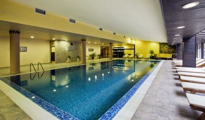 Imagine pentru Aparthotel Casa Karina Bansko 4* valabile pentru Paste  2025