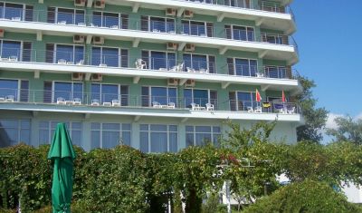 Imagine pentru Hotel Comandor 4* valabile pentru Paste  2025