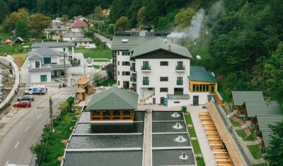 Imagine pentru Hotel Complex Lostrita 4* valabile pentru Paste  2025