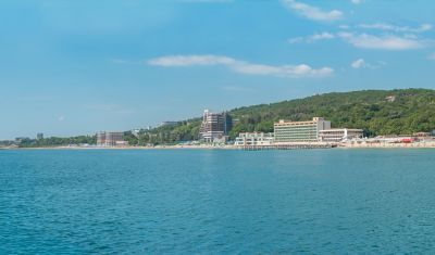 Imagine pentru Hotel Marina 4*  valabile pentru Paste  2025