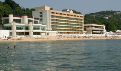 Imagine pentru Hotel Marina 4*  valabile pentru Paste  2025