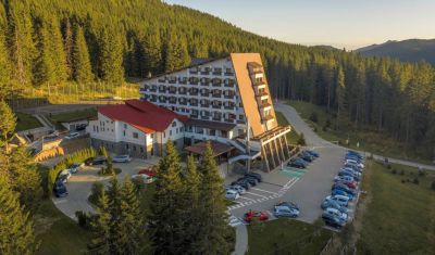 Imagine pentru Hotel Pestera 4* valabile pentru Paste  2025