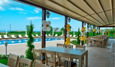 Imagine pentru Hotel Sunny Castle 4* valabile pentru Paste  2025