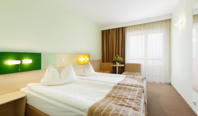 Imagine pentru Hotel Zenith Conference & Spa 4* valabile pentru Paste  2025