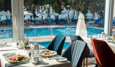 Imagine pentru Park Beach Hotel 3*  valabile pentru Paste  2025