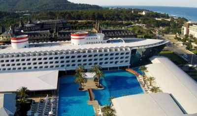 Imagine pentru Transatlantik Hotel & Spa 5* valabile pentru Paste  2025