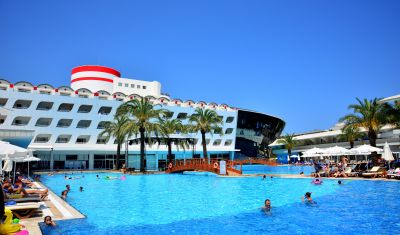 Imagine pentru Transatlantik Hotel & Spa 5* valabile pentru Paste  2025