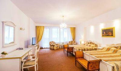 Imagine pentru Hotel Aurelius Imparatul Romanilor 5* valabile pentru Revelion 2025