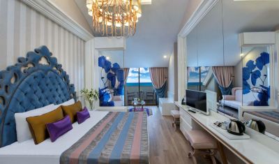 Imagine pentru Hotel Delphin Be Grand Resort 5* valabile pentru Revelion 2025