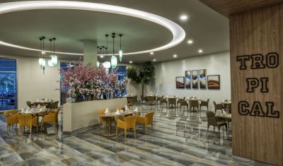 Imagine pentru Hotel Delphin Be Grand Resort 5* valabile pentru Revelion 2025