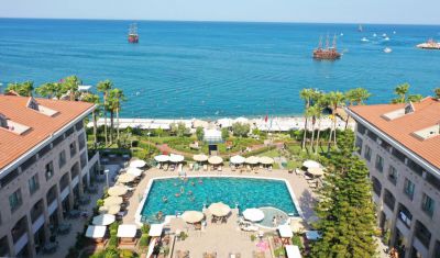 Imagine pentru Hotel Fame Residence Kemer & Spa 5* valabile pentru Revelion 2025