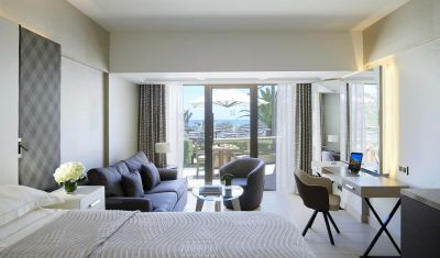 Imagine pentru Hotel Four Seasons 5* valabile pentru Revelion 2025