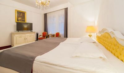 Imagine pentru Hotel Imparatul Romanilor Sibiu 3* valabile pentru Revelion 2025