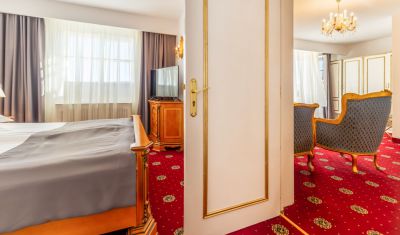 Imagine pentru Hotel Imparatul Romanilor Sibiu 3* valabile pentru Revelion 2025