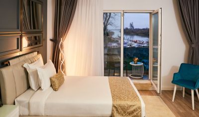 Imagine pentru Hotel Lebada Luxury Resort & Spa 5*  valabile pentru Revelion 2025