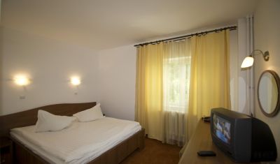 Imagine pentru Hotel Oltenia 3*  valabile pentru Revelion 2025