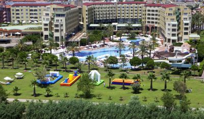 Imagine pentru Hotel Selectum Family Resort Side 5*  valabile pentru Revelion 2025