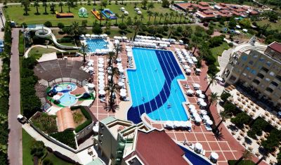 Imagine pentru Hotel Selectum Family Resort Side 5*  valabile pentru Revelion 2025