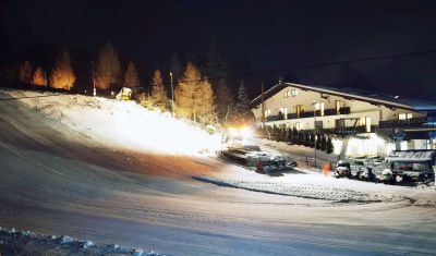 Imagine pentru Hotel SuperSki 3* valabile pentru Revelion 2025