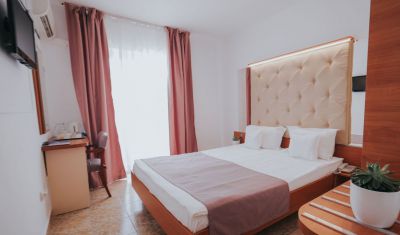 Imagine pentru Hotel Modern 4*  valabile pentru Rusalii 2025